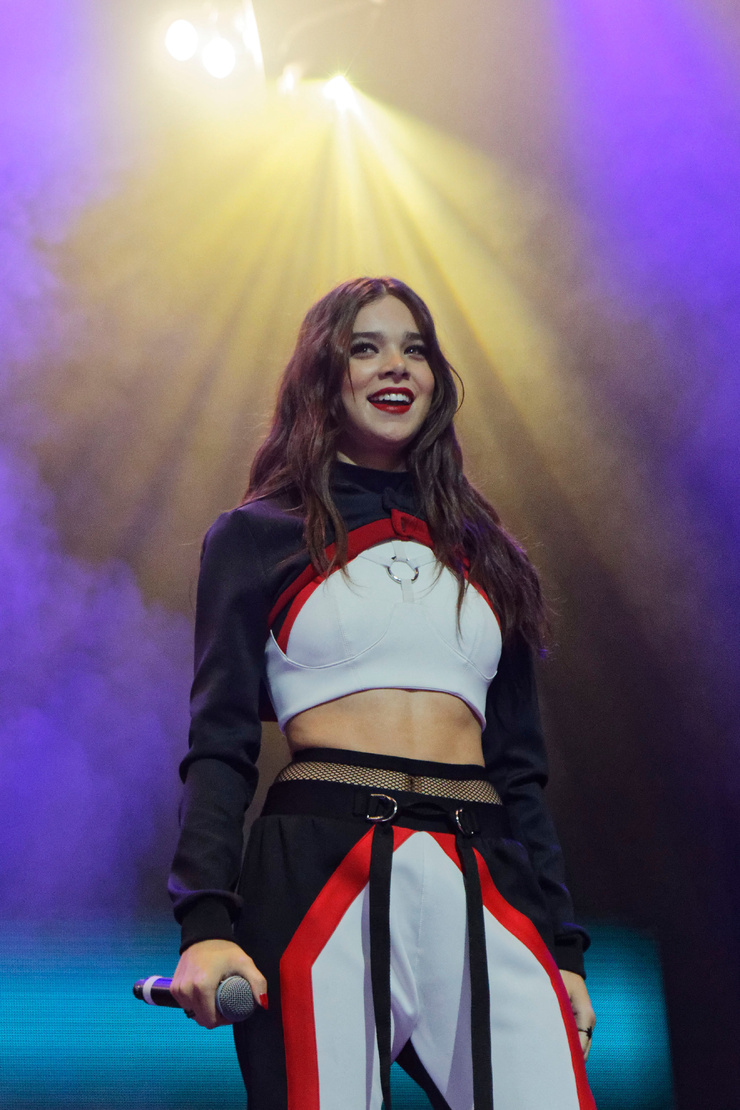 Hailee Steinfeld