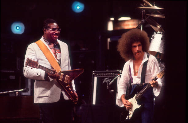 Neal Schon