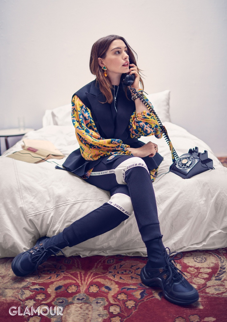 Anne Hathaway Anne Hathaway