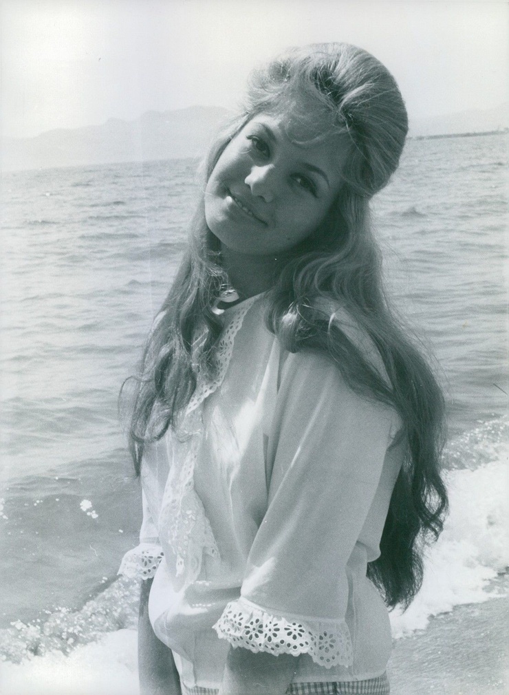 Picture of Gillian Hills