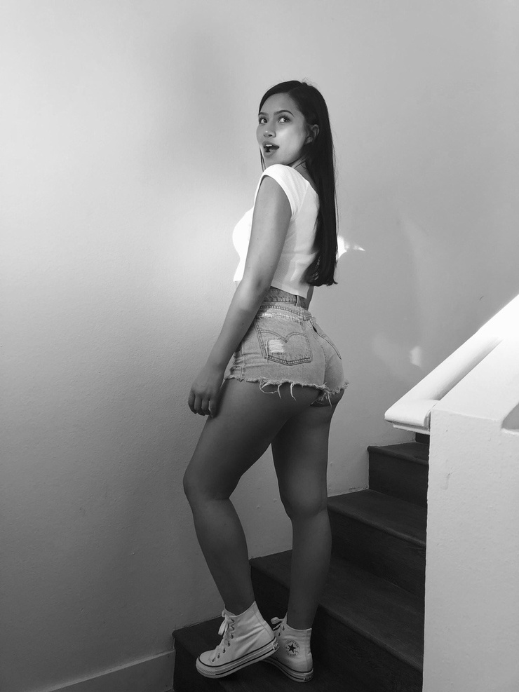 Julia Kelly Julia Kelly