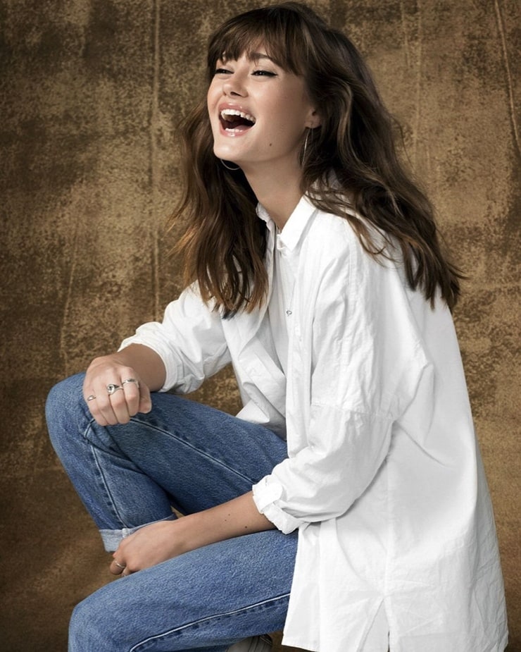 Ella Purnell