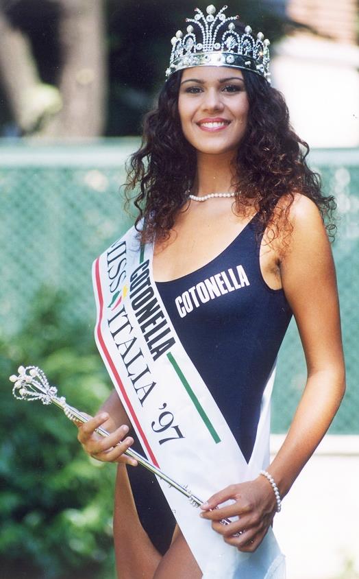 Claudia Trieste