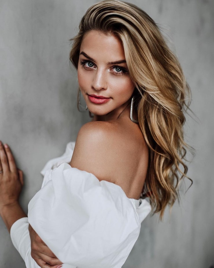 Picture of Marina Laswick