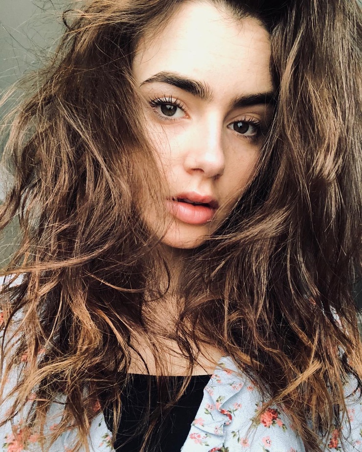 Lily Collins