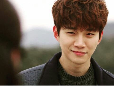 Lee Junho image