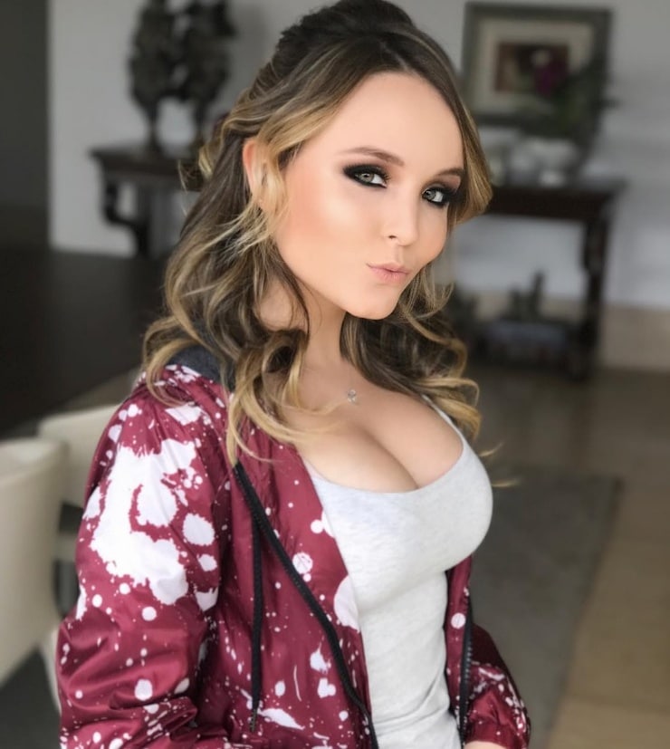 Larissa Manoela