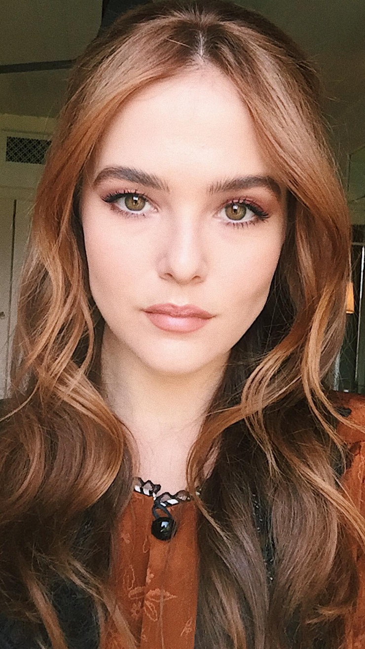 Zoey Deutch