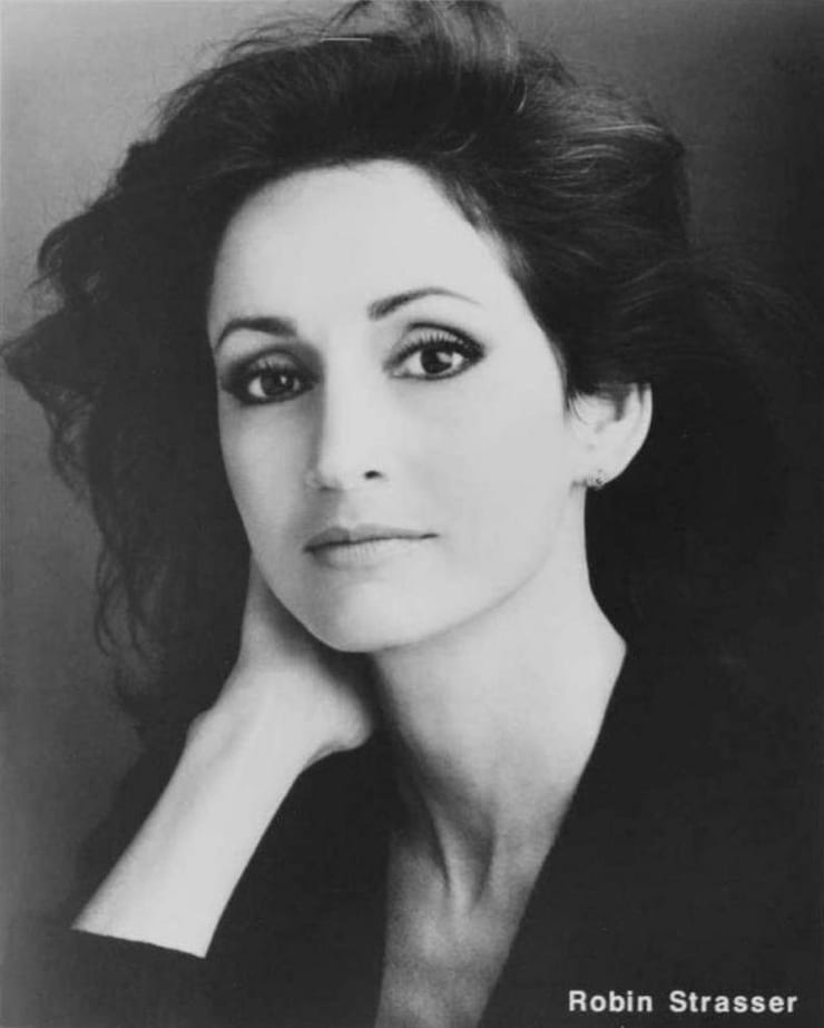 Robin Strasser Robin Strasser