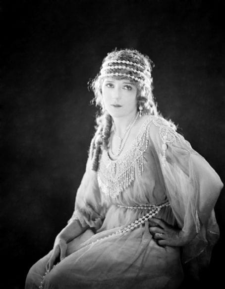 Mary Pickford picture