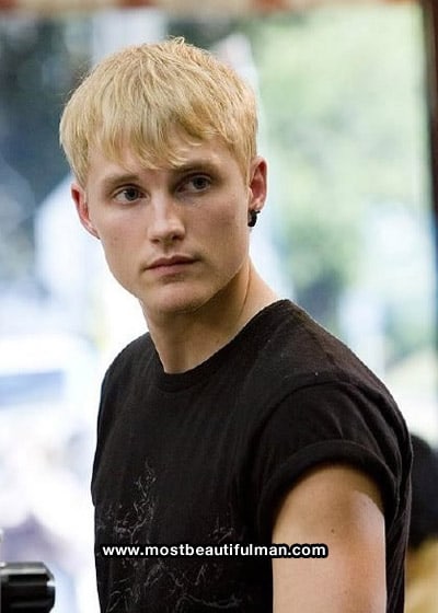 Picture Of Toby Hemingway