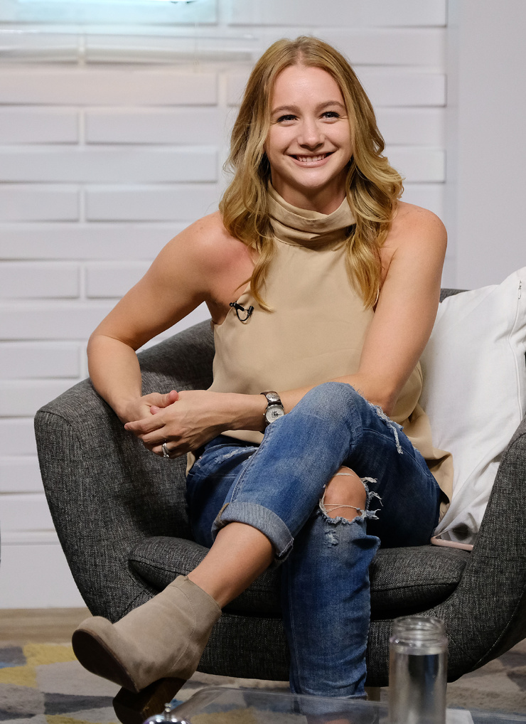 Mollee Gray