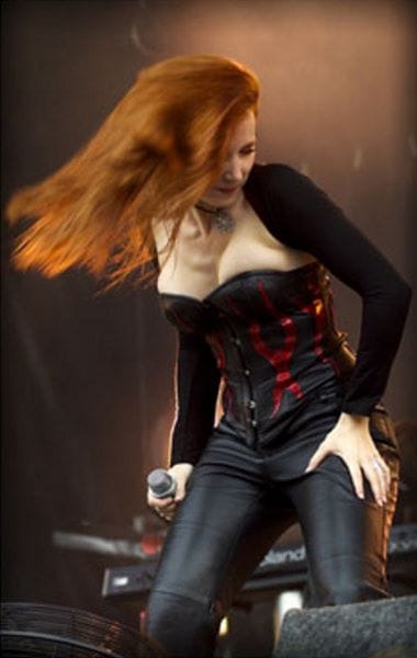 Simone Simons