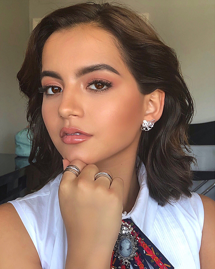 Isabela Moner Isabela Moner