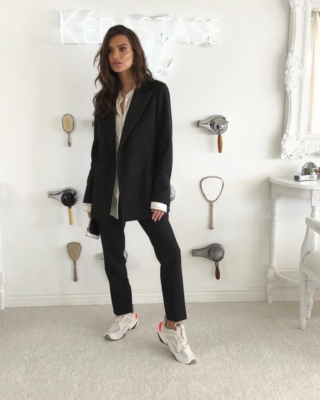 Emily Ratajkowski