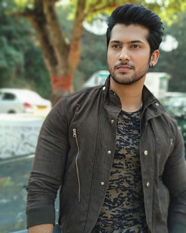 Namish Taneja picture