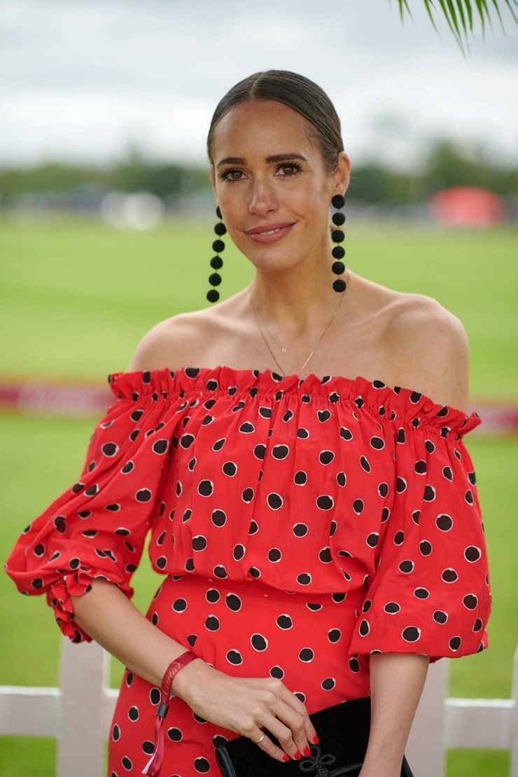 Louise Roe