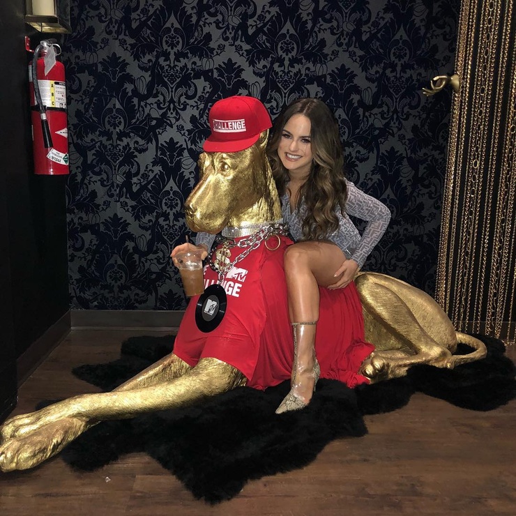 Joanna 'JoJo' Levesque