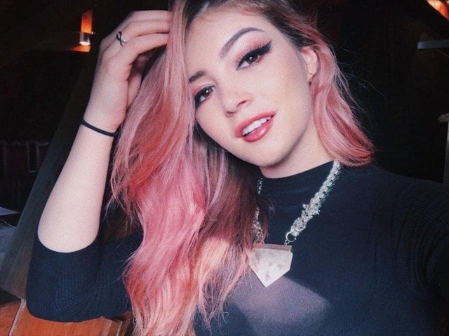 Chrissy Costanza