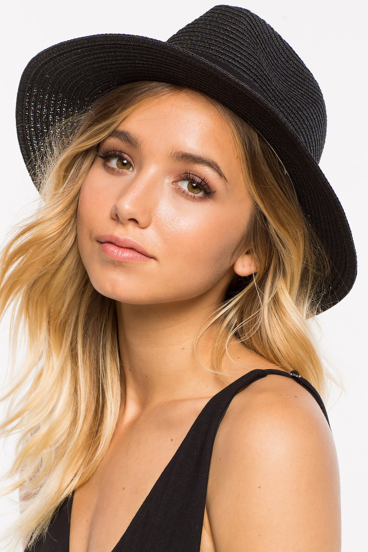 Racquelle Lawrence