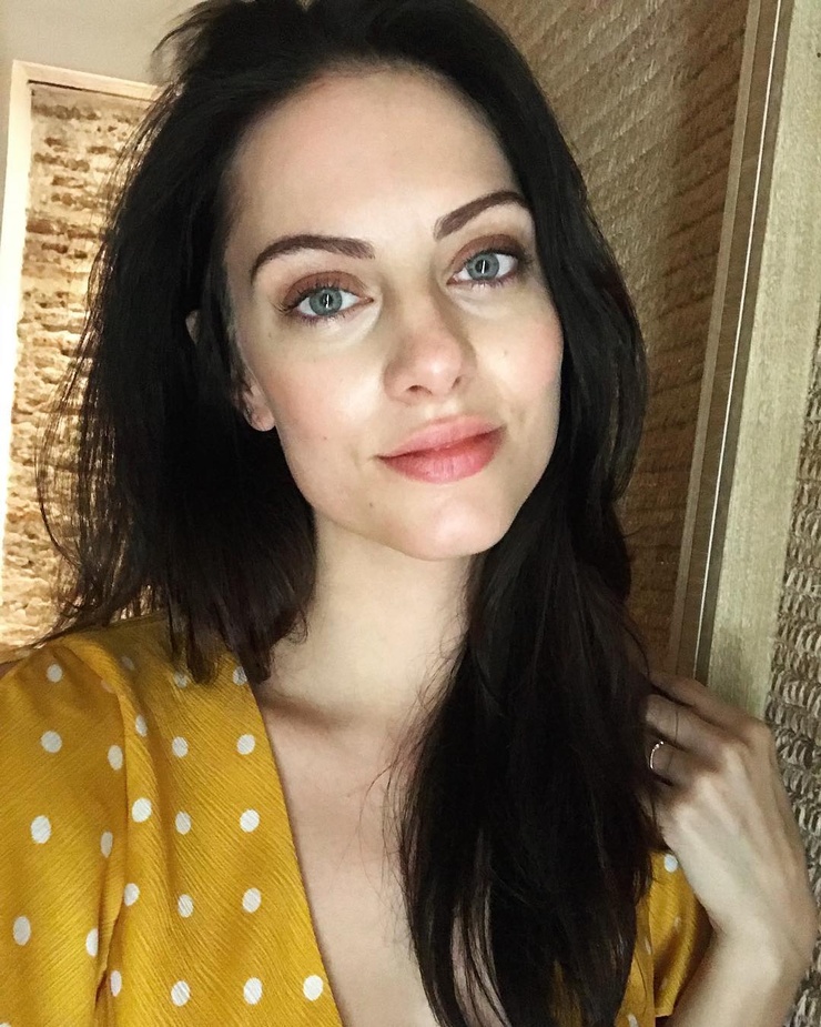 Julia Voth Julia Voth