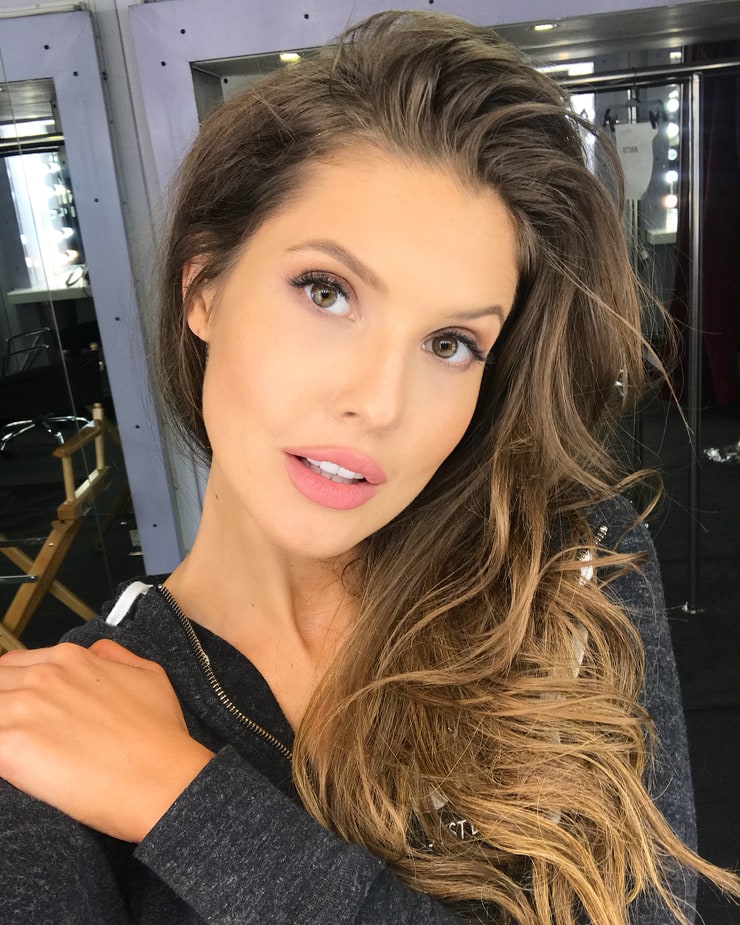 Amanda Cerny