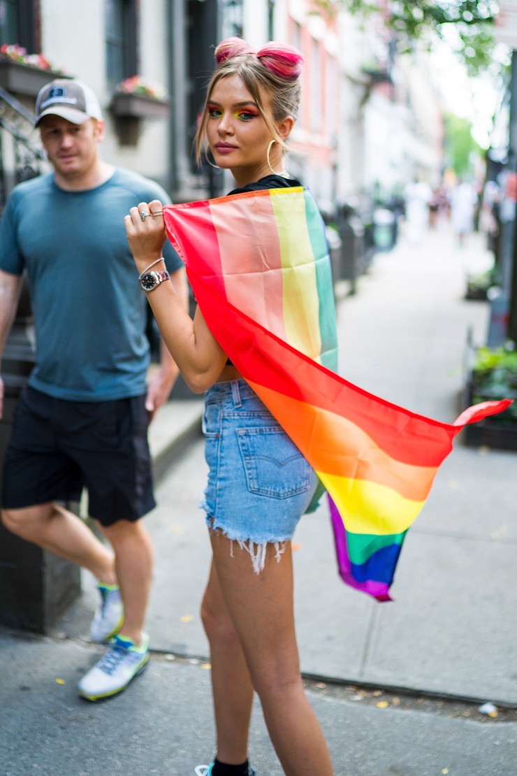 Josephine Skriver Josephine Skriver