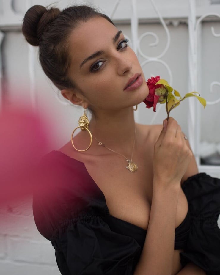 Gabrielle Caunesil Gabrielle Caunesil