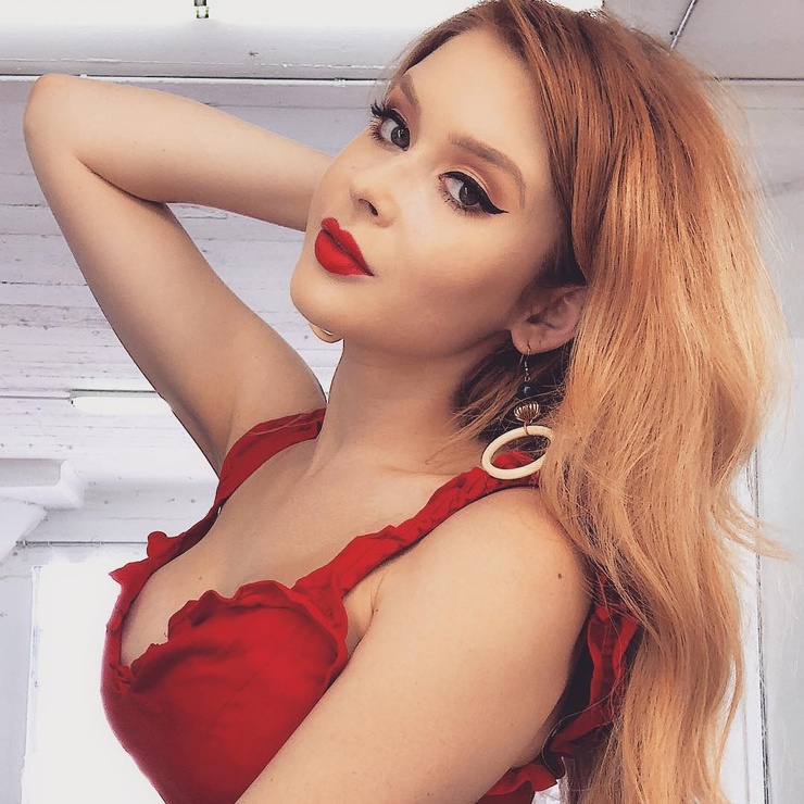 Renee Olstead Renee Olstead