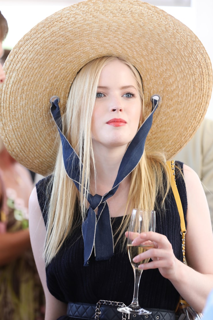 Ellie Bamber Ellie Bamber