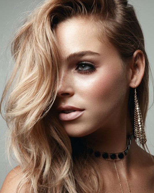Elizabeth Turner. Elizabeth Turner.