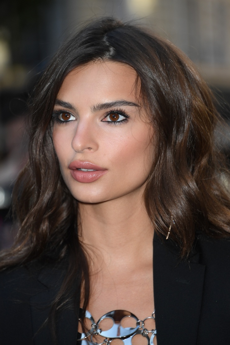 Emily Ratajkowski
