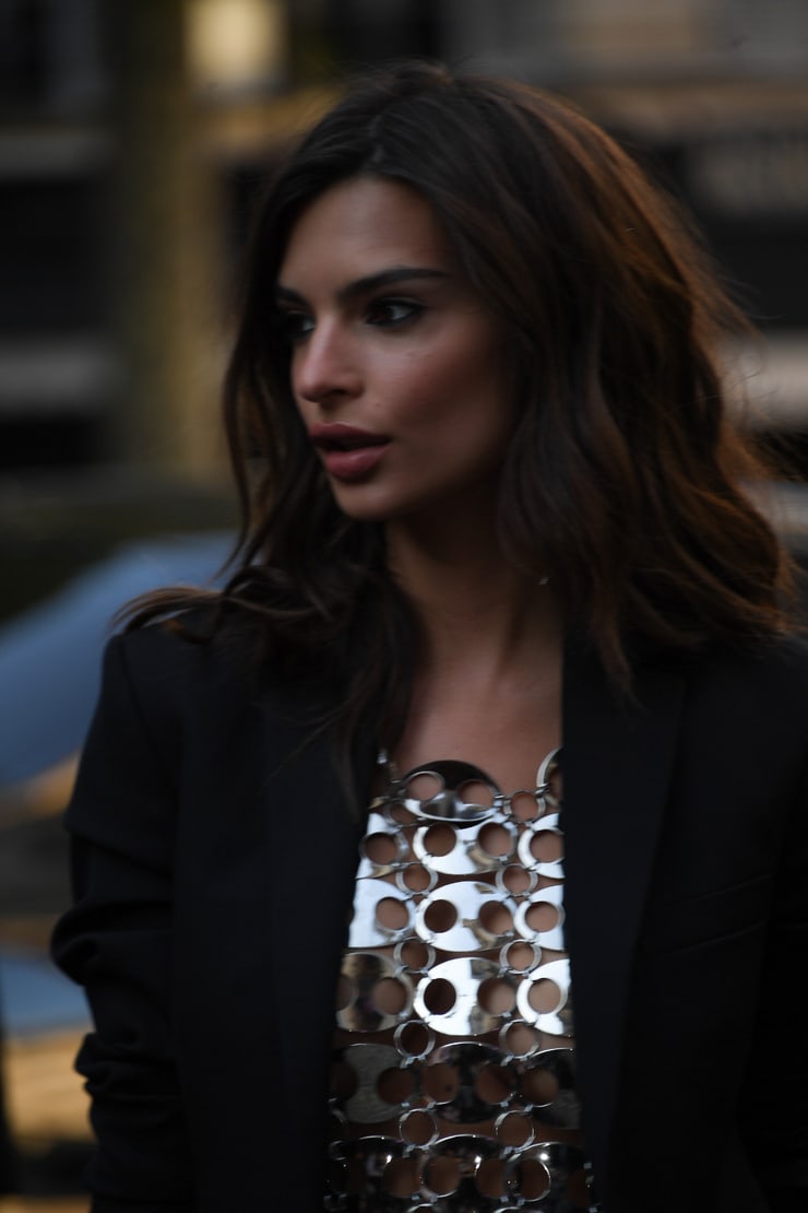 Emily Ratajkowski