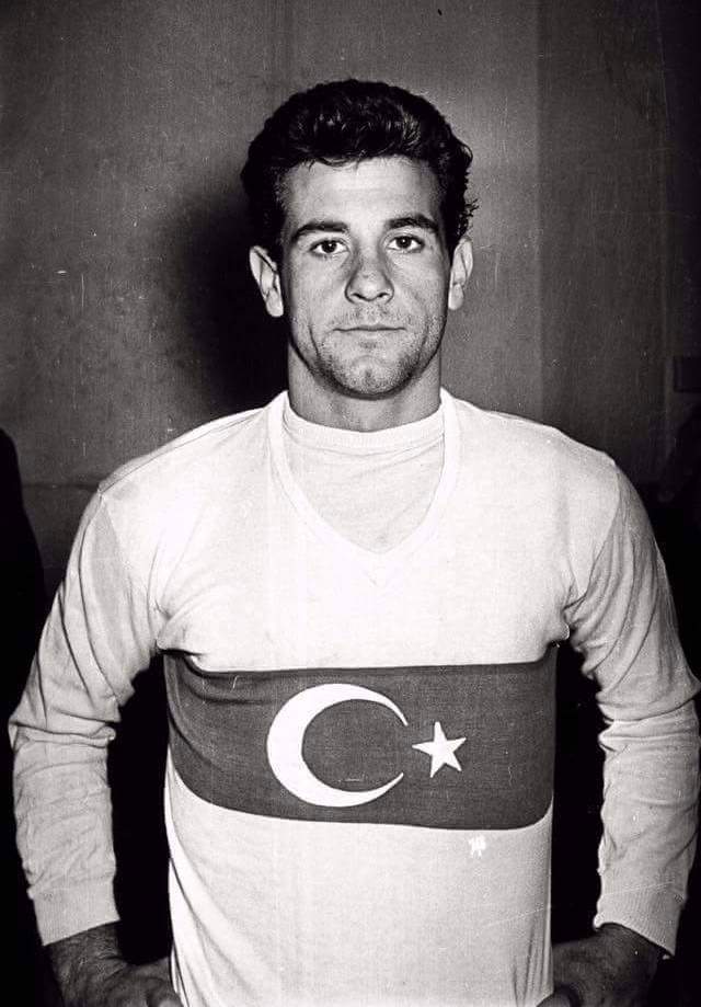 Metin Oktay