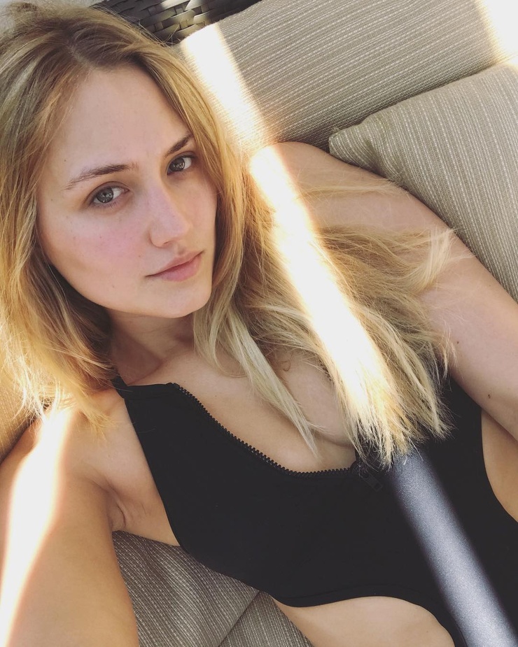 Picture Of Naomi Kyle