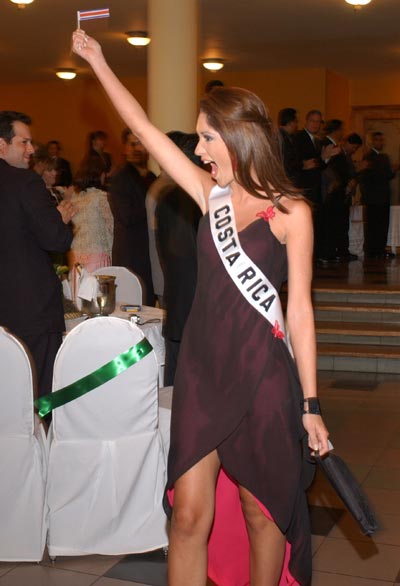 Andrea Ovares