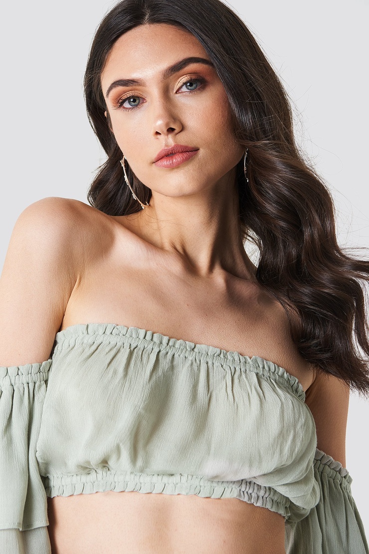 Vika Bronova Vika Bronova