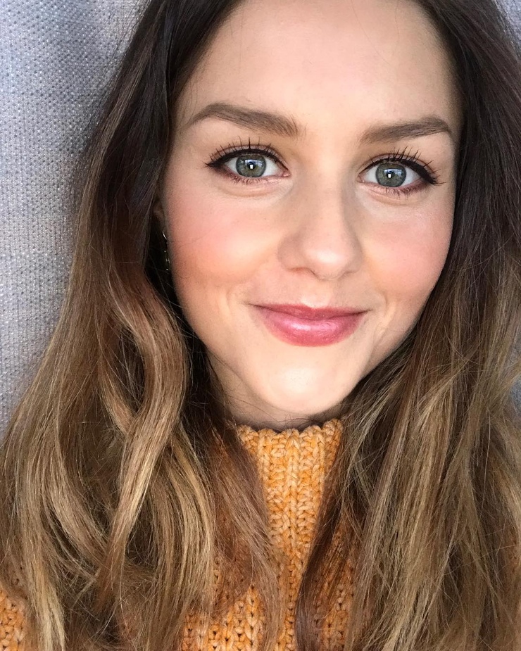 Isabelle Cornish