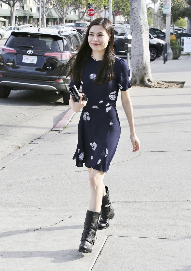 Miranda Cosgrove