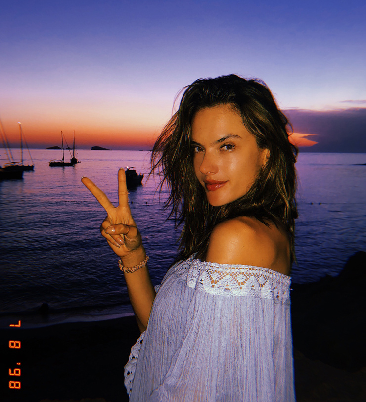Alessandra Ambrosio Alessandra Ambrosio