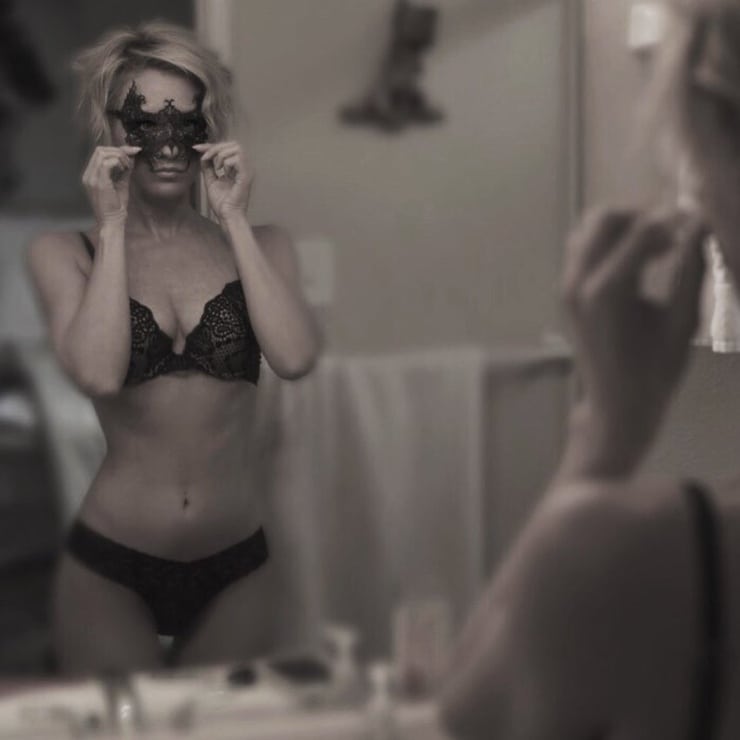 Nicky Whelan Nicky Whelan
