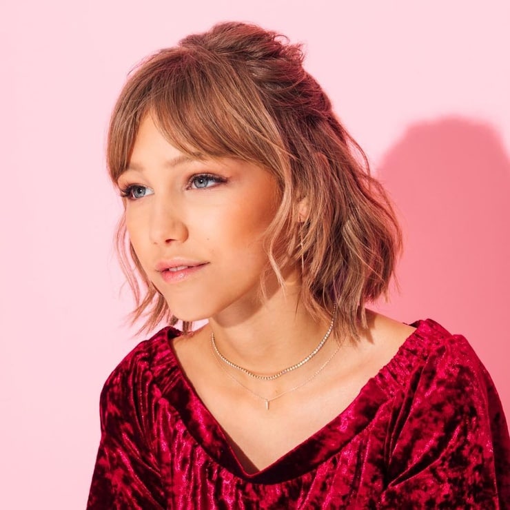 Grace Vanderwaal Image 