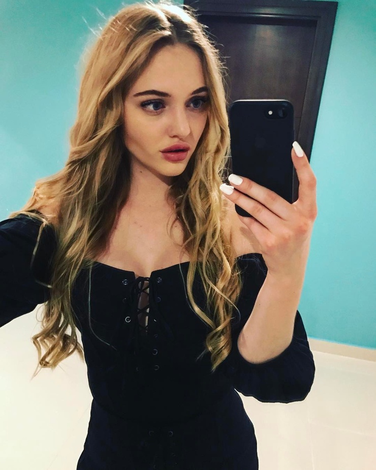 Maria Zubashchenko Maria Zubashchenko