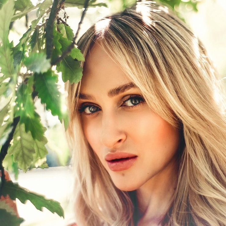 Alyssa Barbara picture