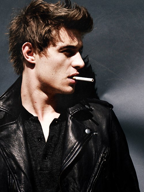 Max Irons
