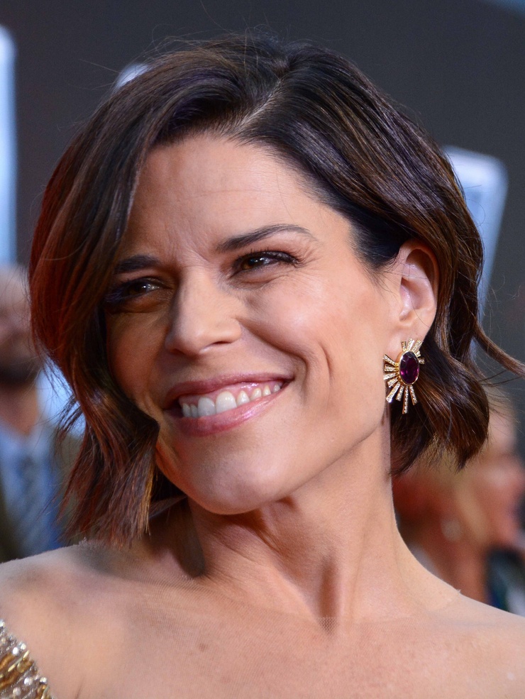 Neve Campbell