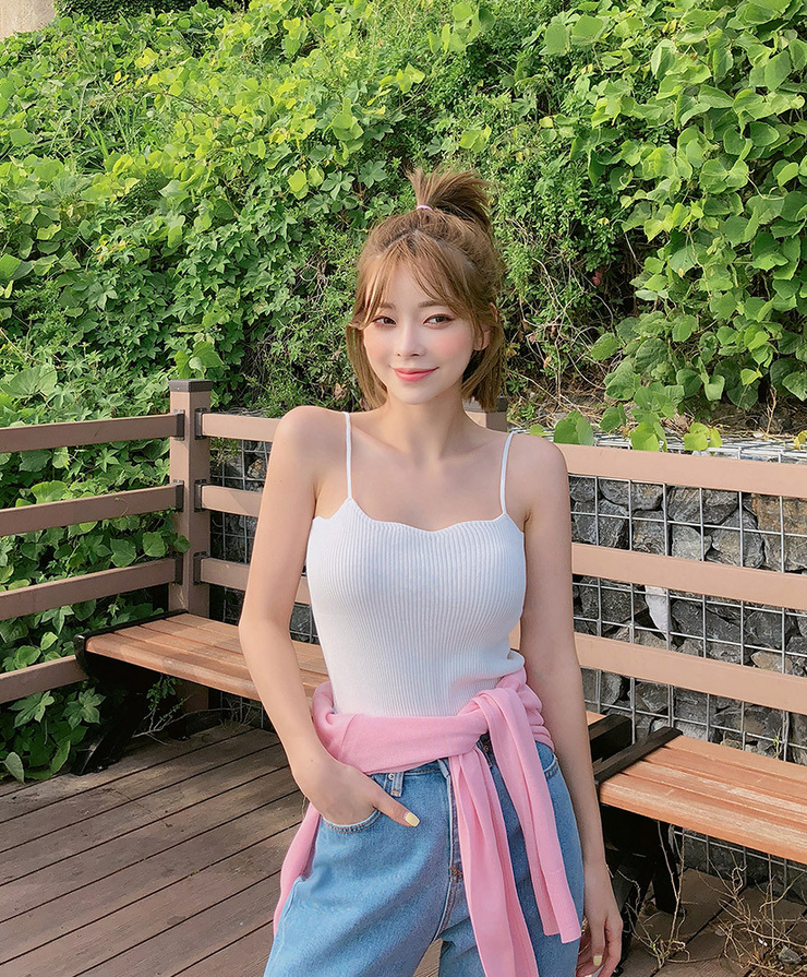 Kang Tae Ri