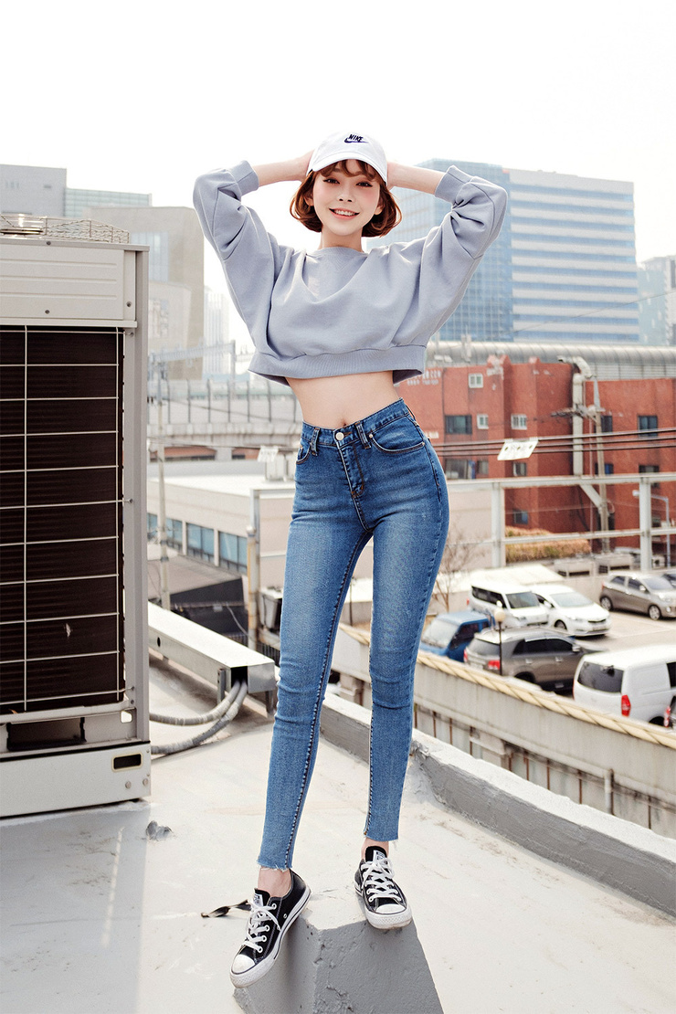 Kang Tae Ri