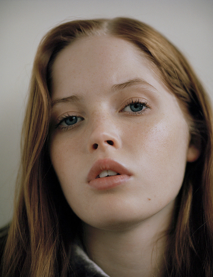 Ellie Bamber Ellie Bamber