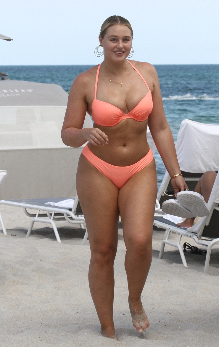 Iskra Lawrence